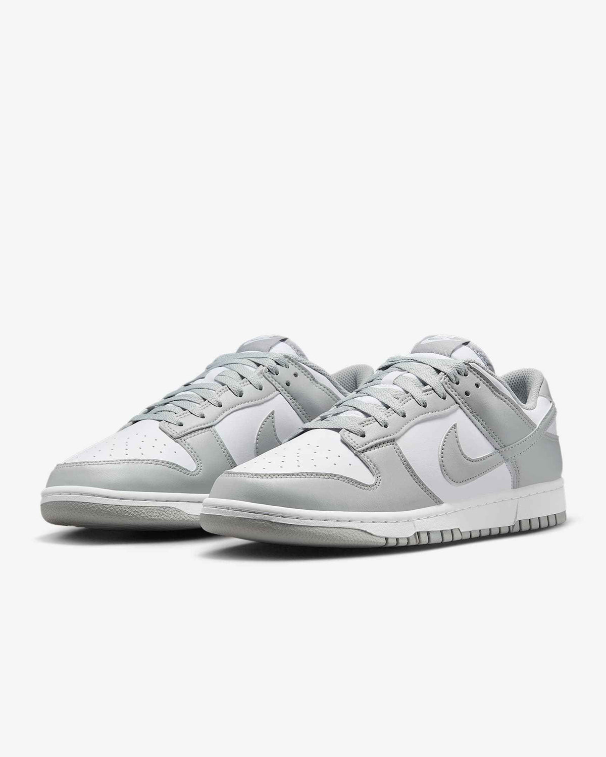 Baskets NK Dunk low– Blanc & Gris clair