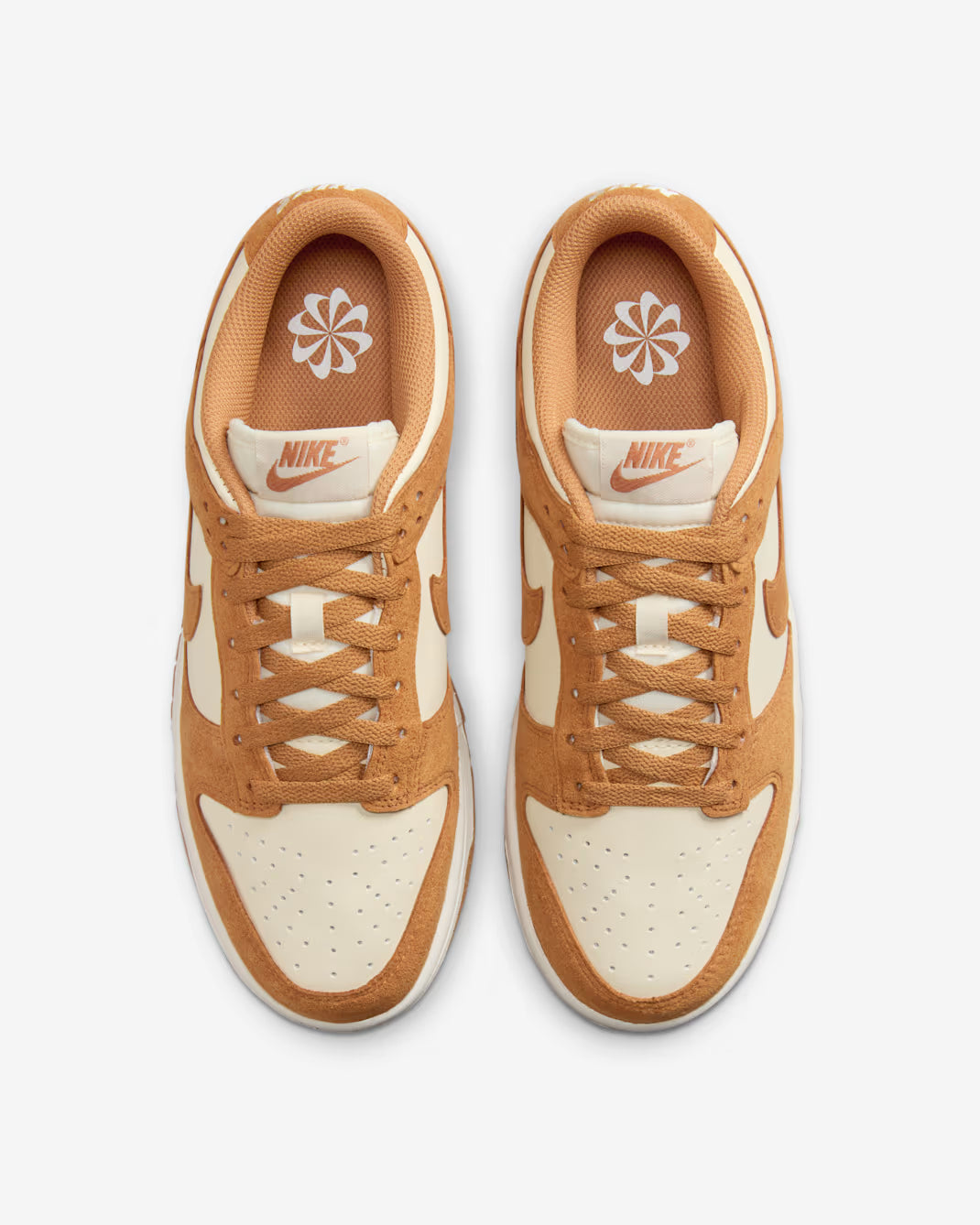 Baskets NK Dunk Low