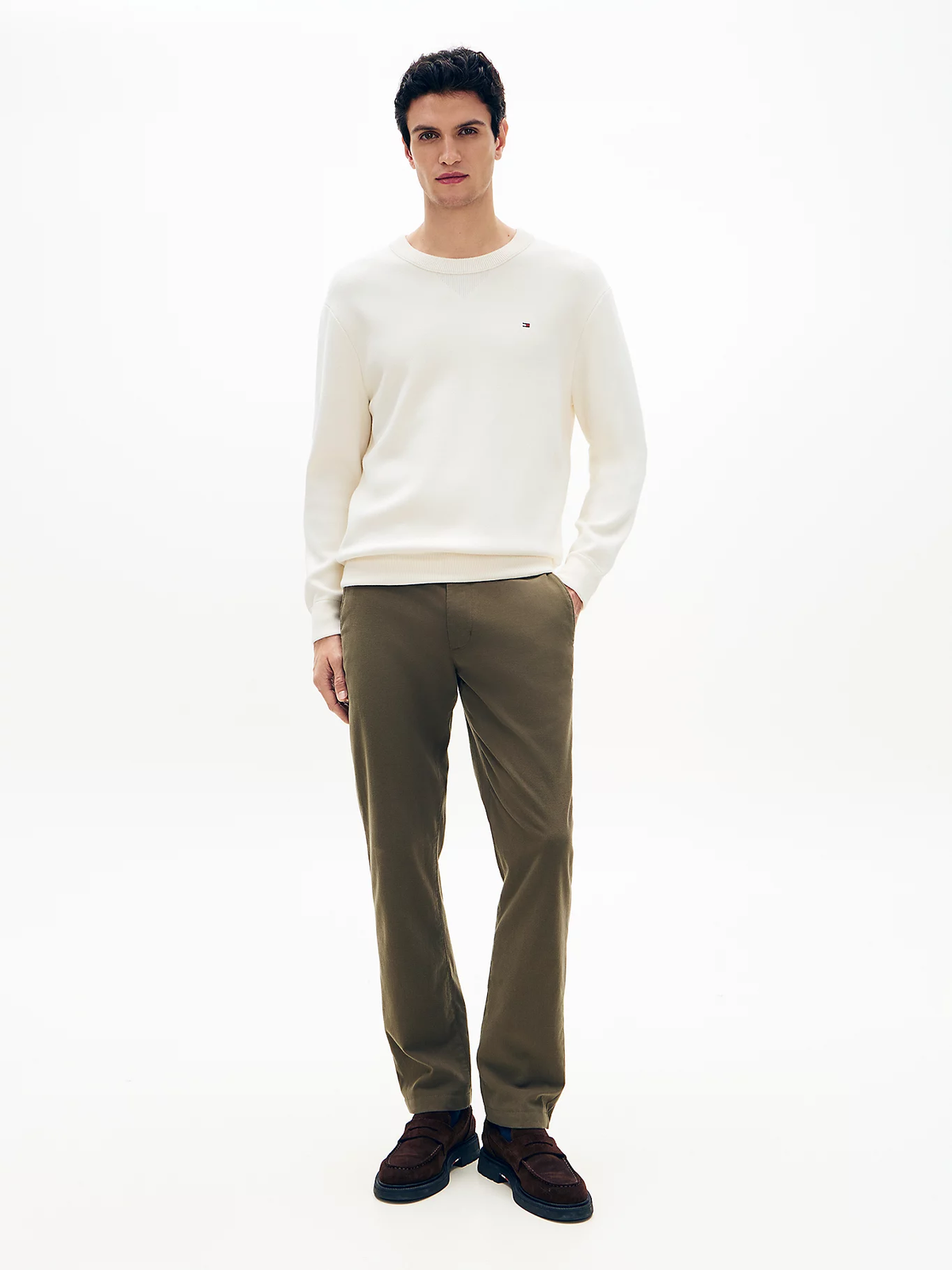 Pull Homme Col Rond – Élégance Intemporelle ; Confort Quotidien